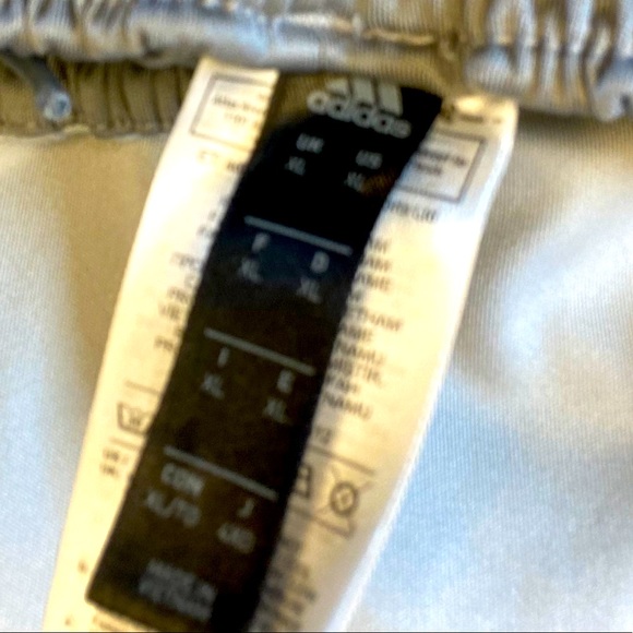 Extra Large Men’s Grey Adidas athletic shorts - Picture 4 of 4